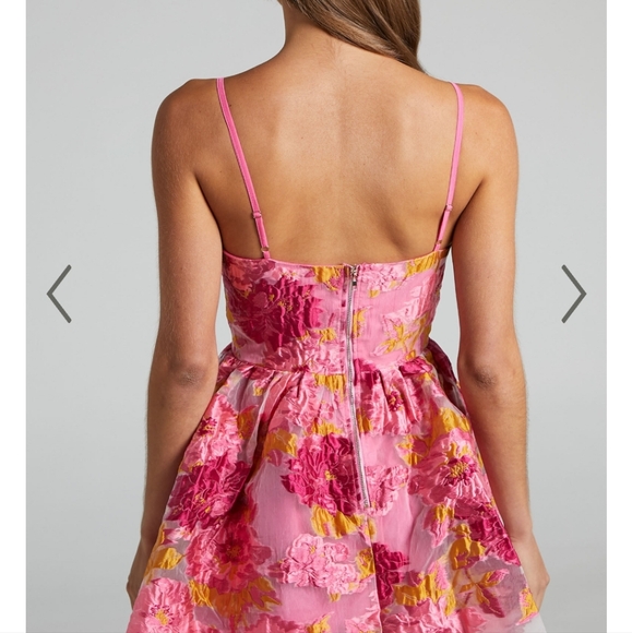 NWT Show Po Brailey Mini Dress Size 8 - Picture 3 of 10